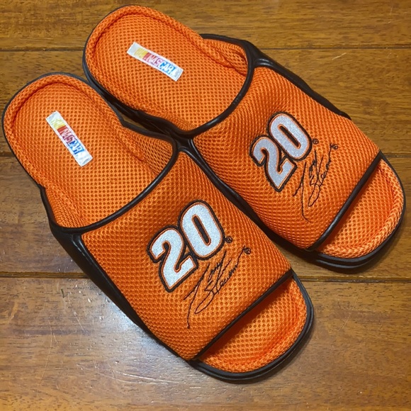 NASCAR #20 Tony Stewart Sandals - Picture 2 of 6